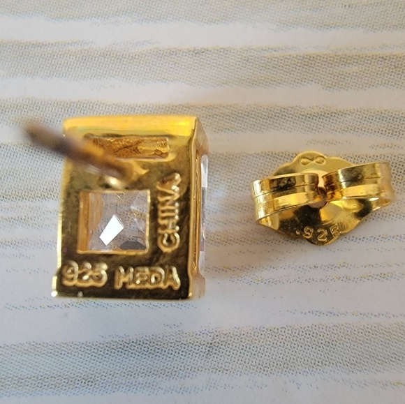 C10 Sterling 925 Silver Gold-tone & Clear Stone Studs - Picture 3 of 3